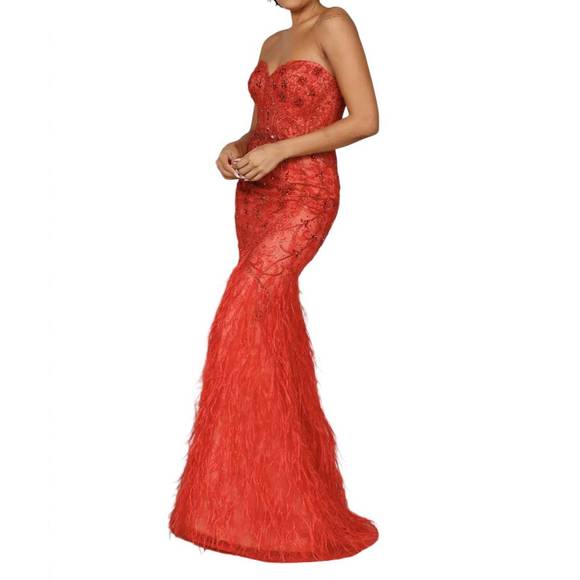 NEW TERANI COUTURE strapless long tulle pageant dress in red - Picture 1 of 2